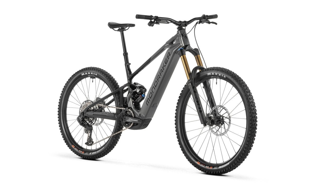 LEVEL RR, Nimbus Grey - Pidiendo Pista