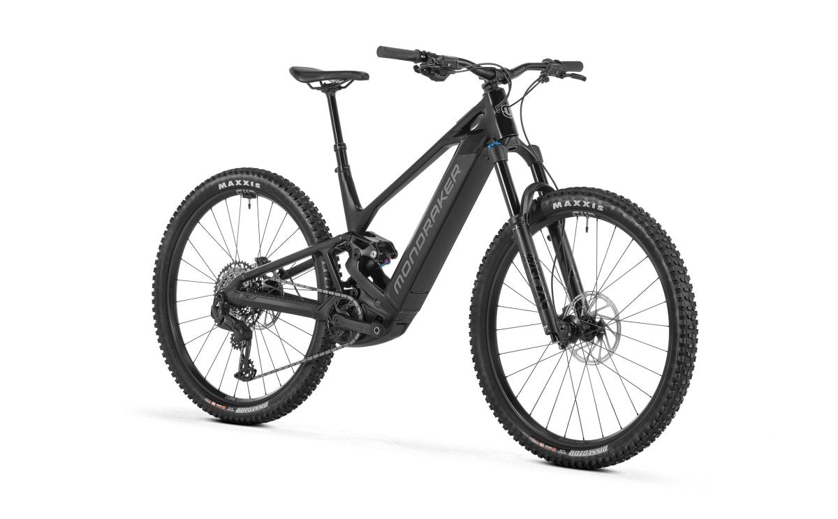 Scree R, Superblack - Pidiendo Pista