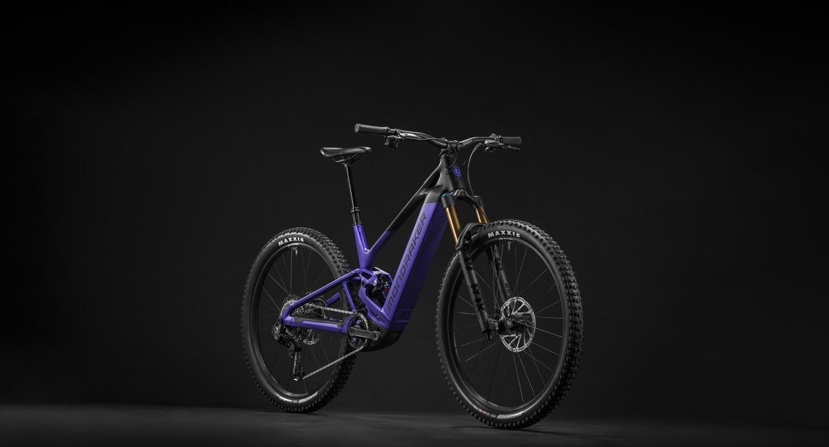 Scree RR, Ultraviolet - Pidiendo Pista