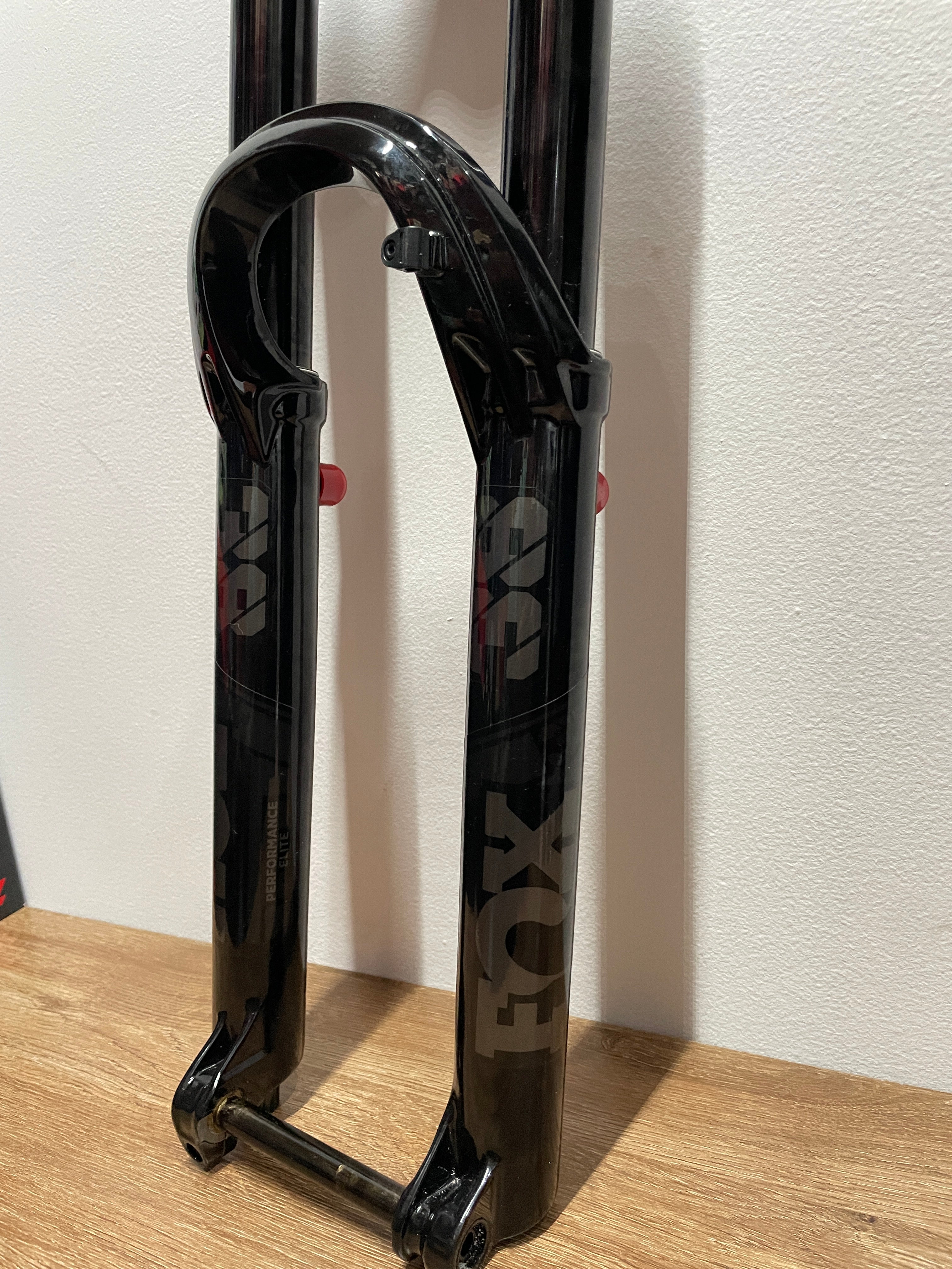 Suspensión Fox 38 Performance Elite