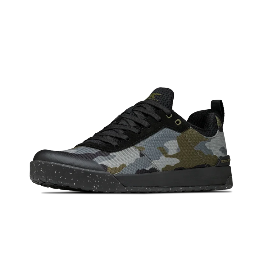 Zapatos Accomplice Olive Camo