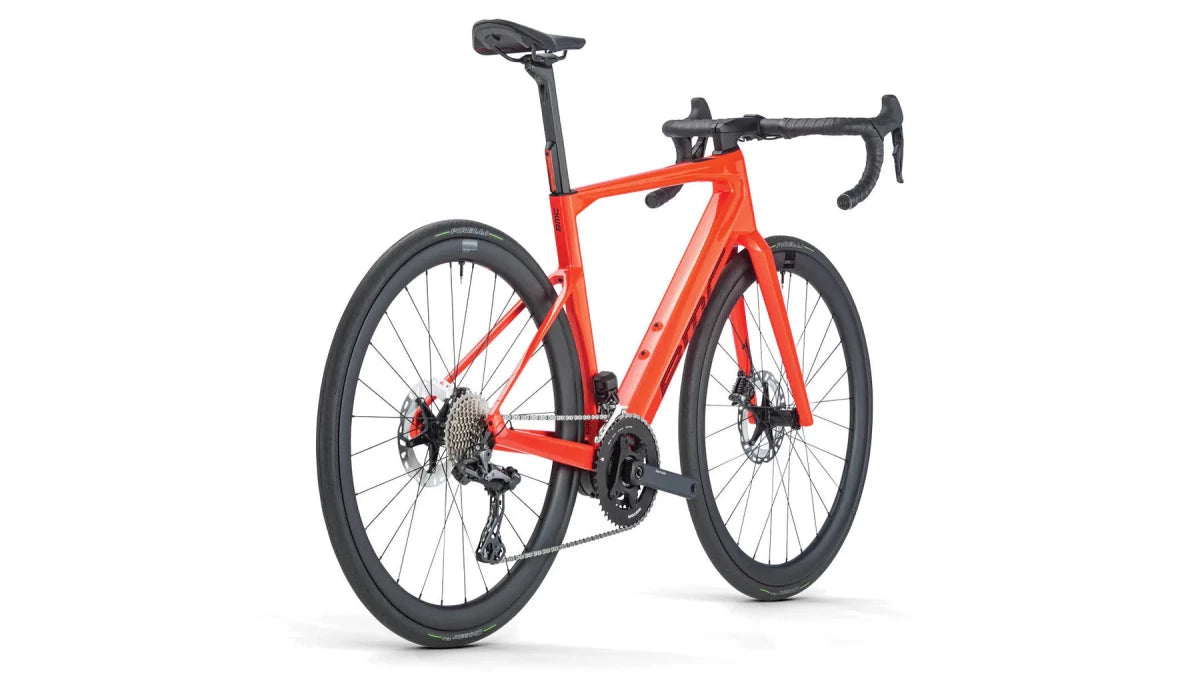 Bicicleta Roadmachine 01 THREE METALLIC RED BROWN / WHITE 2024 - Pidiendo Pista