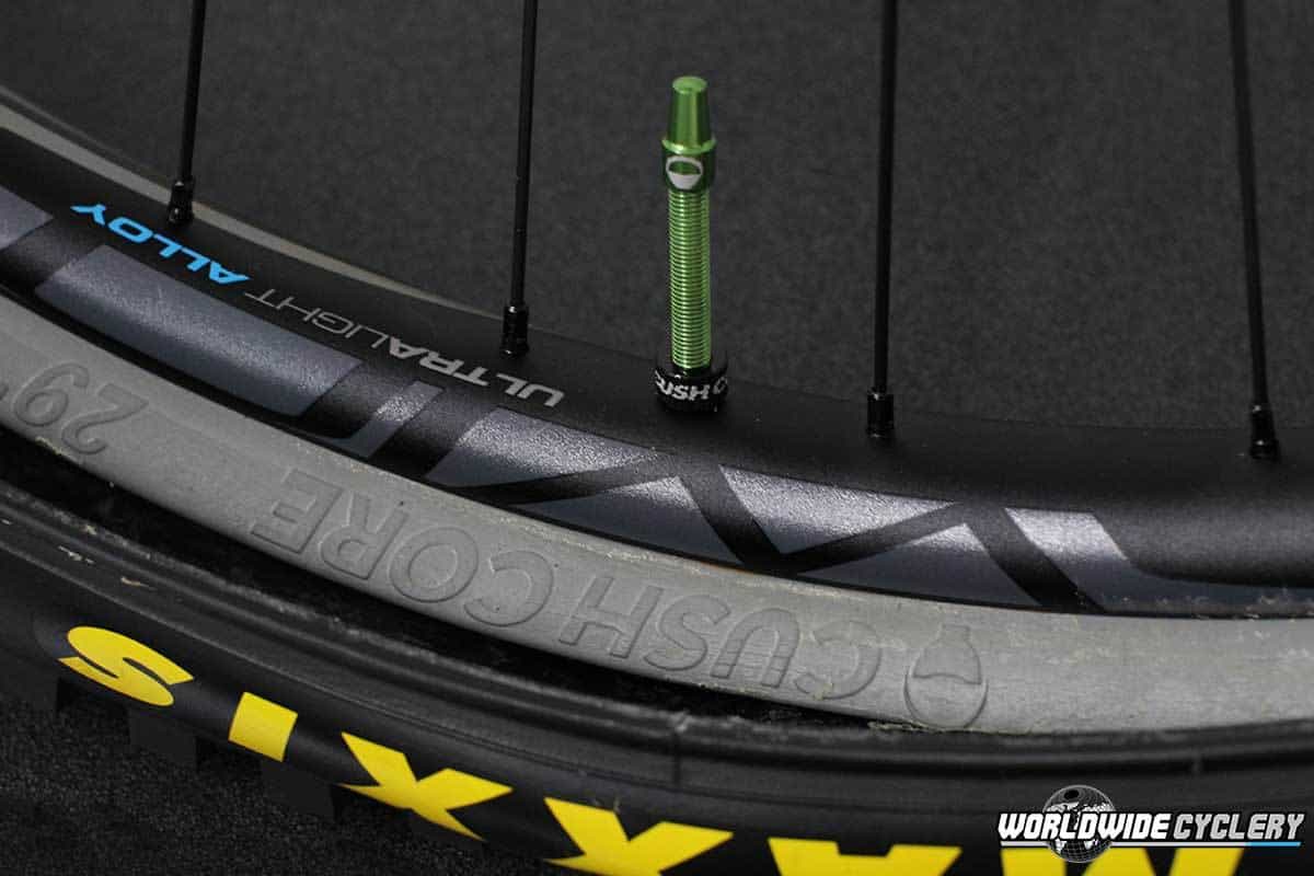 Válvulas, Titanio 44mm