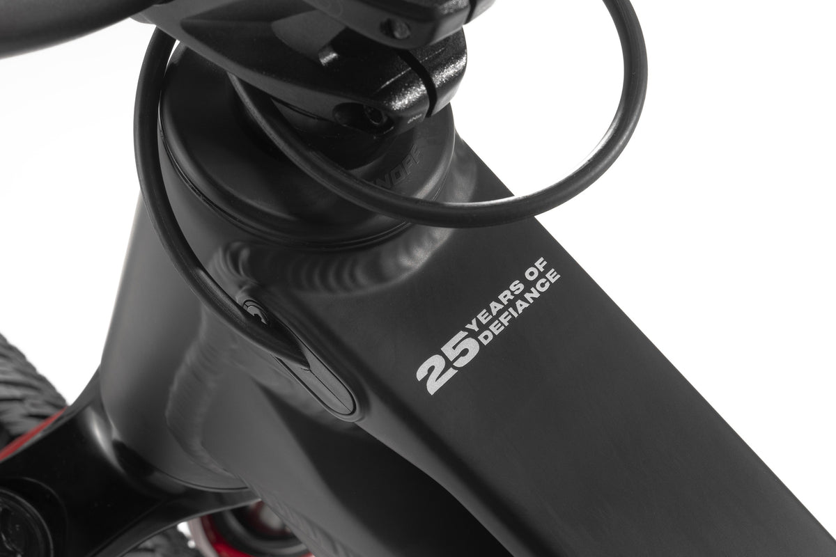 KAOZ FRAMESET, Superblack - Pidiendo Pista