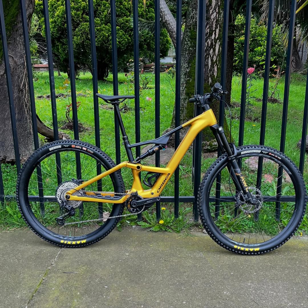 Orbea Rise SL H20 Talla M, Rin 29” - Pidiendo Pista