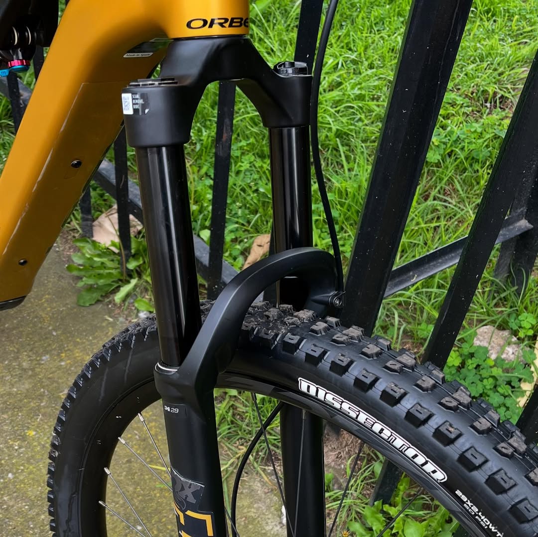Orbea Rise SL H20 Talla M, Rin 29” - Pidiendo Pista