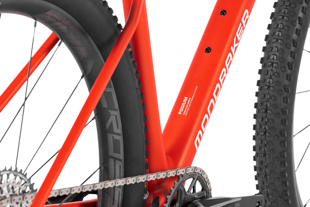 PODIUM RR, Flame Red - Pidiendo Pista