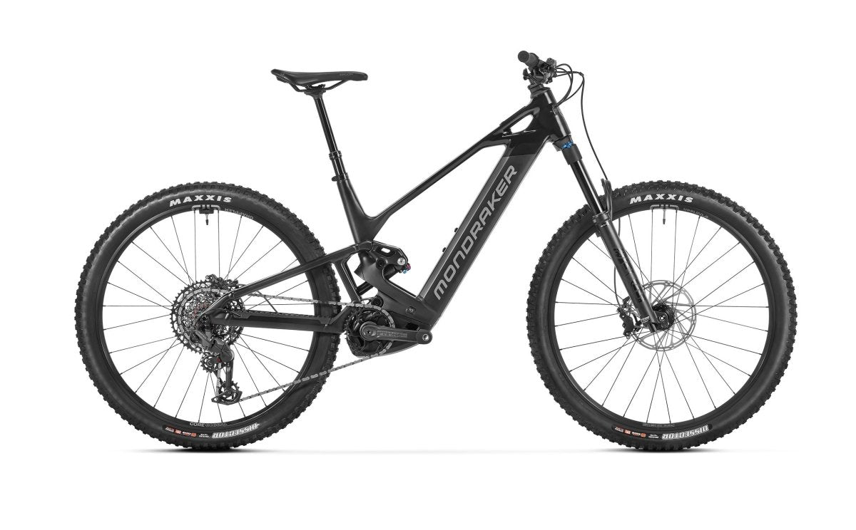 Scree R, Superblack - Pidiendo Pista