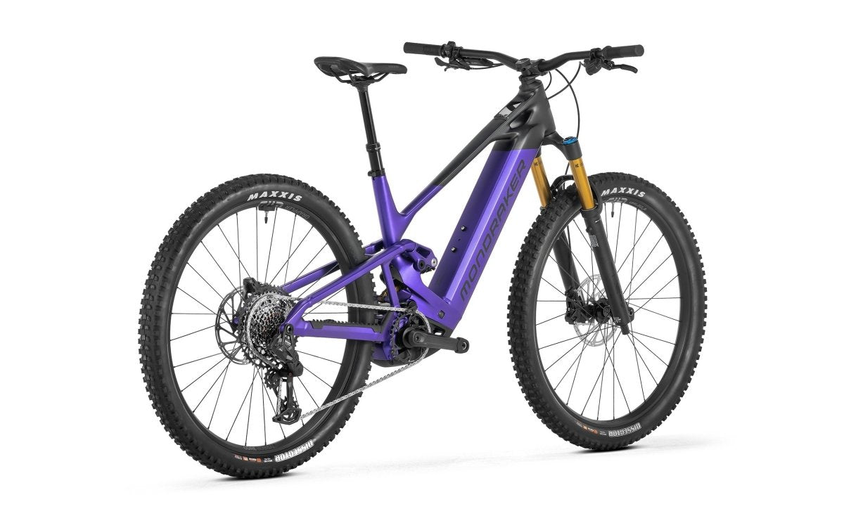 Scree RR, Ultraviolet - Pidiendo Pista
