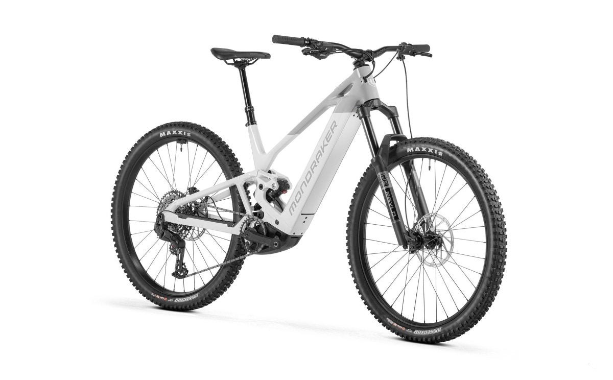 Scree S 600, Optic White - Pidiendo Pista