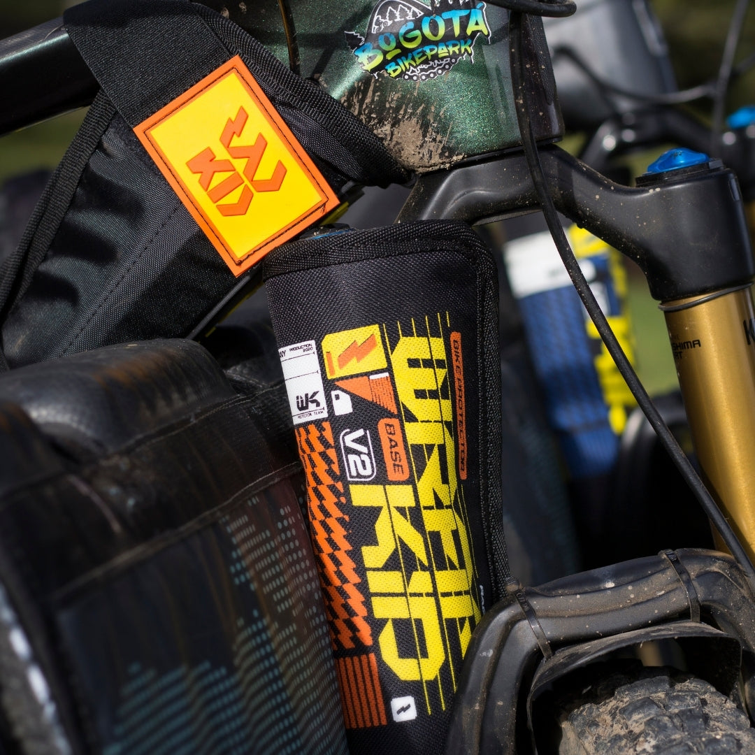 Protector de Transporte WrapKid BASE, Azul/Amarillo