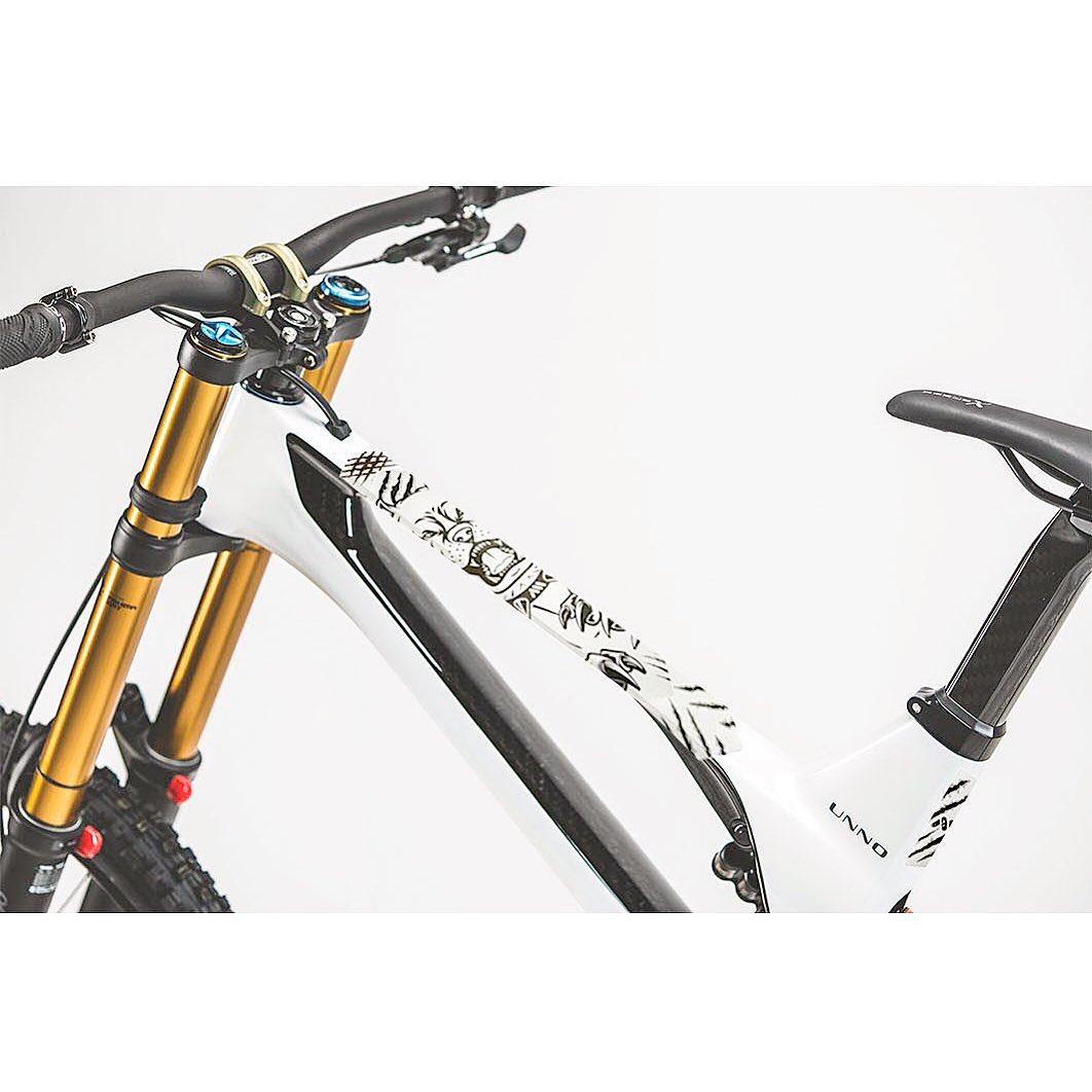 Protector Adhesivo Extra, PitBull