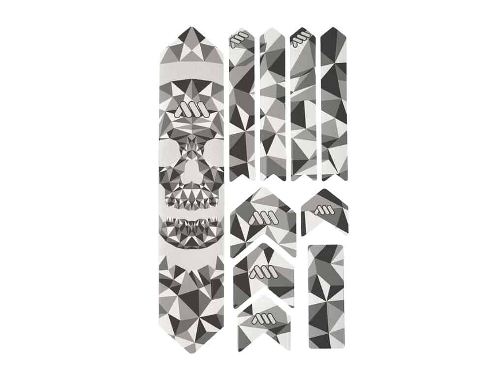 Protector Adhesivo Extra, Fractal Skull